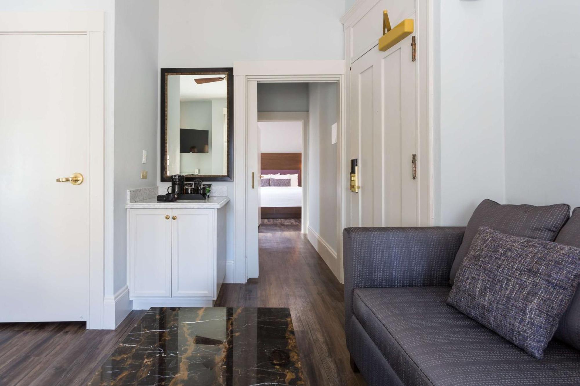 Cartwright Union Square - Bw Premier Collection Hotel 3*